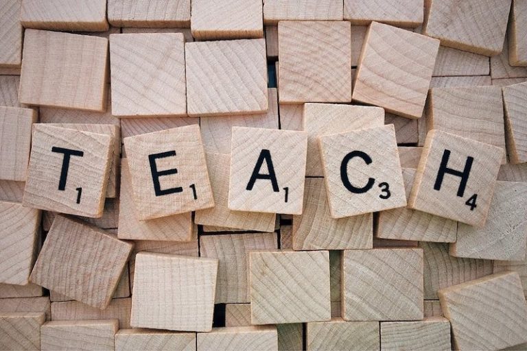 Docente-progettista Esperto di contenuti in FAD asincrona sulla tematica Metodologia Agile 7 teach ok