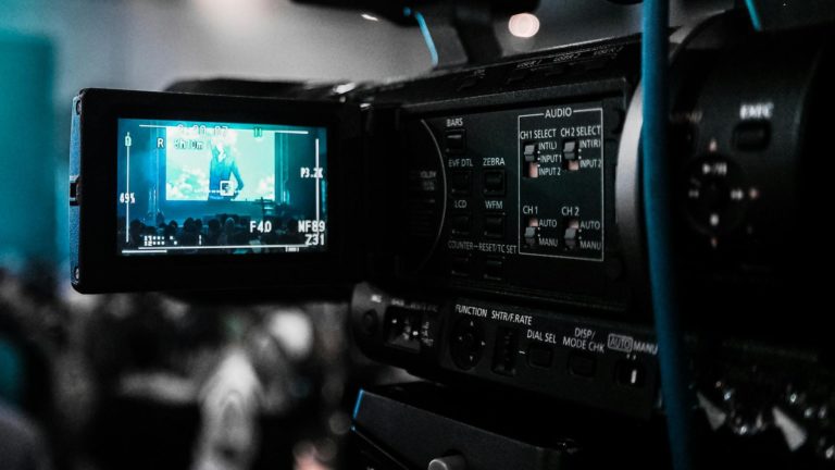 Docente per il corso di Fotografia e Videomaking, da remoto 5 docente fotografia videomaking